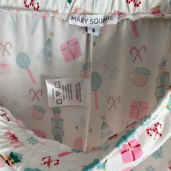 NWOT Mary Square Oh What Fun Annie Nutcracker Pajama Pants Size S White Pastel - Picture 9 of 11